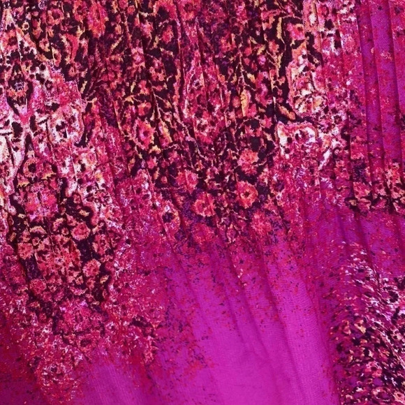 Plus Size Crinkle Pleated Bell Sleeved Boho Bling Blouse - Picture 5 of 6